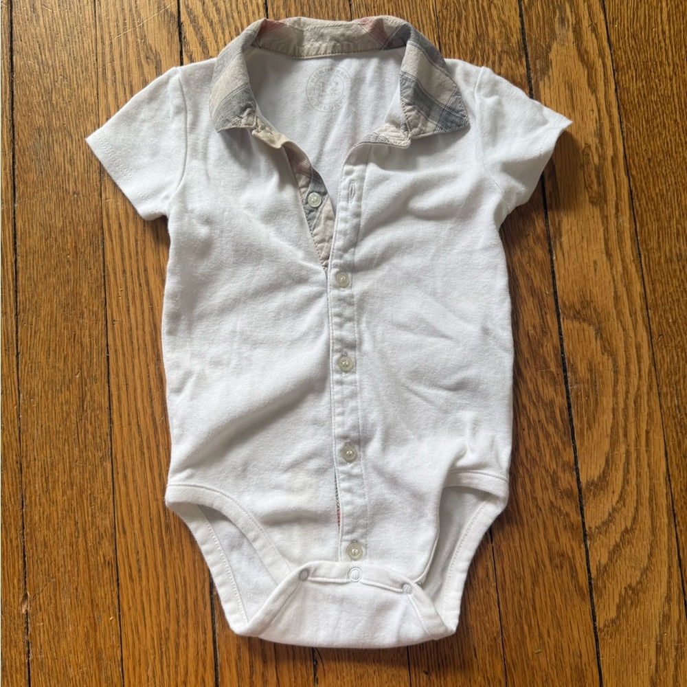 Burberry White Collared Baby Bodysuit - Size 12 Months